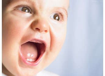 宝宝口腔溃疡怎么办？治疗方法有哪些？