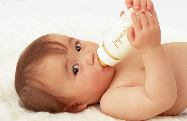 让宝宝断奶的10个方法和妙招！