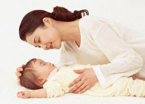 为什么宝宝头睡偏了？如何预防与矫正
