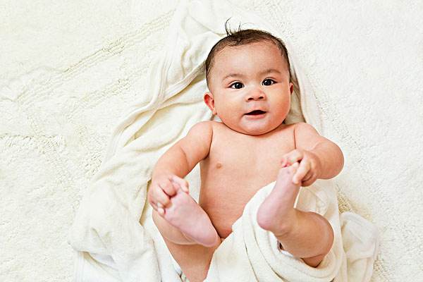 宝宝6个月_宝宝6个月发育指标_能力解析_宝宝六个月辅食添加